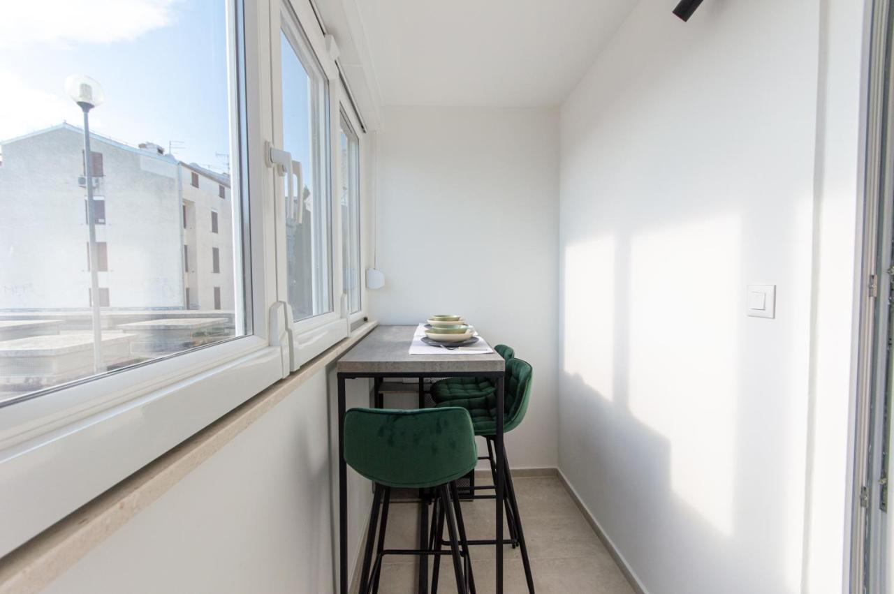 Studio Apartman Irma Cervar Пореч Екстериор снимка