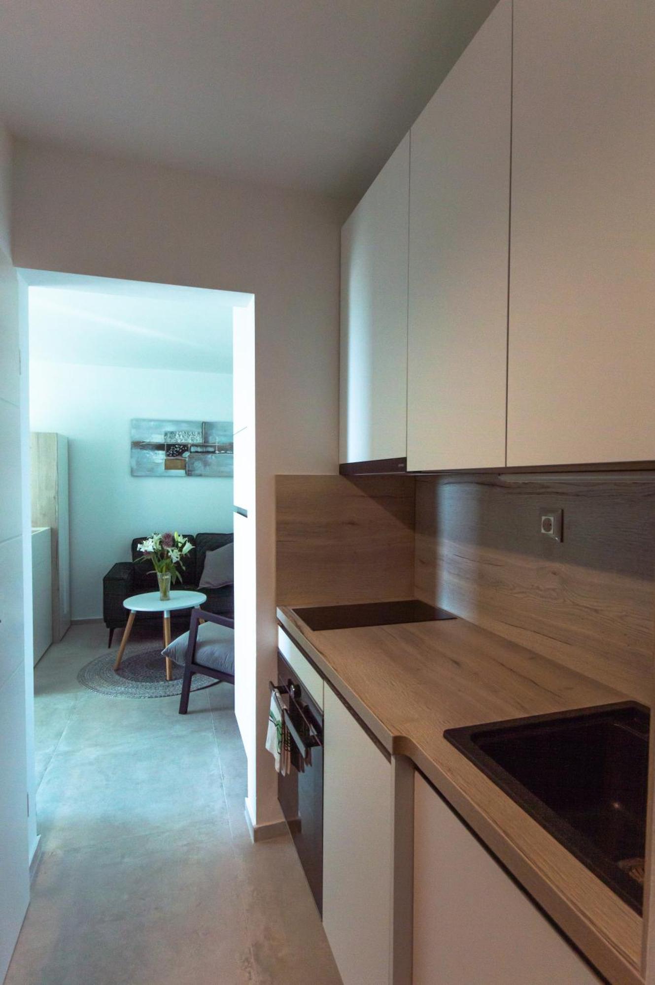 Studio Apartman Irma Cervar Пореч Екстериор снимка